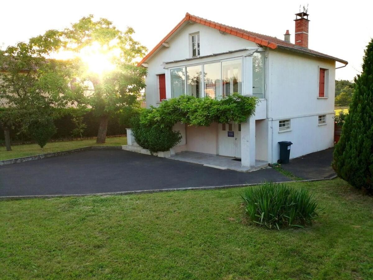 Вилла Gite Pavillon Kifadonfe 3 Ch Avec Cour Et Jardin Clos Saint-Germain-Lembron Экстерьер фото
